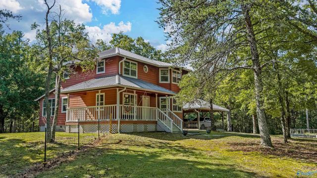 2030 County Road 625, Mentone