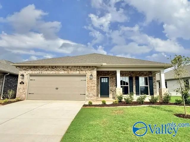 214 Esplanade Court, Huntsville