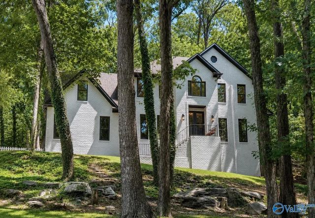 128 Kensington Drive, Madison
