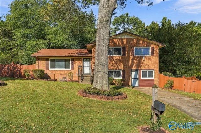 3203 Sweetbriar Road Nw, Huntsville