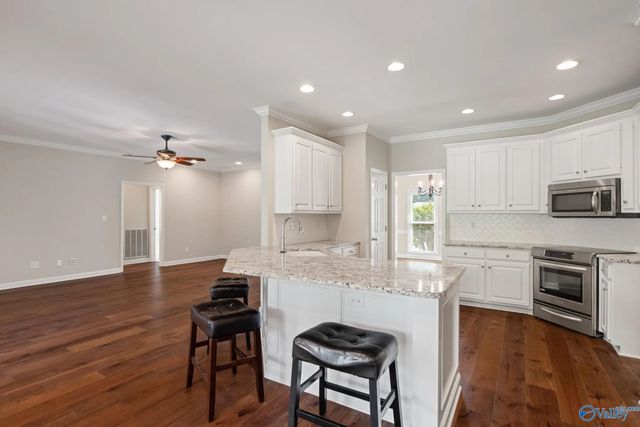 253 Natchez Trail, Huntsville