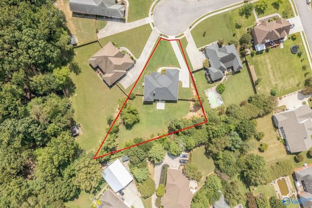 253 Natchez Trail, Huntsville