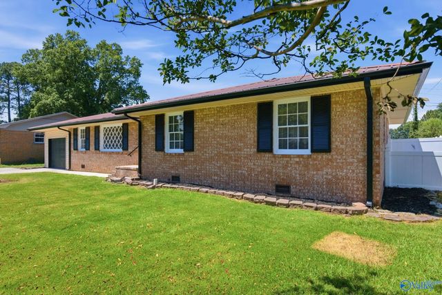 1623 Primrose Drive, Decatur