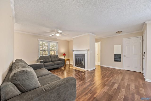 1004 Stones Throw Drive Nw, Huntsville