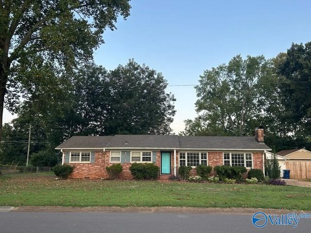 2009 Ne Giles Drive Ne, Huntsville