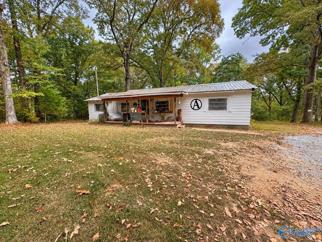 97 Red Bud Lane, Decatur