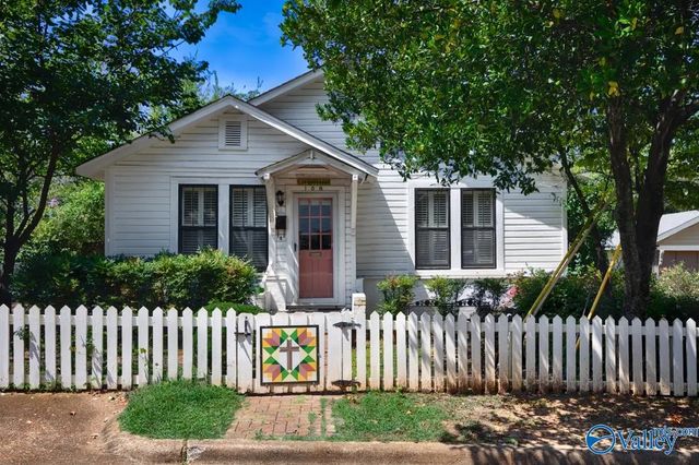 108 England Street Ne, Huntsville