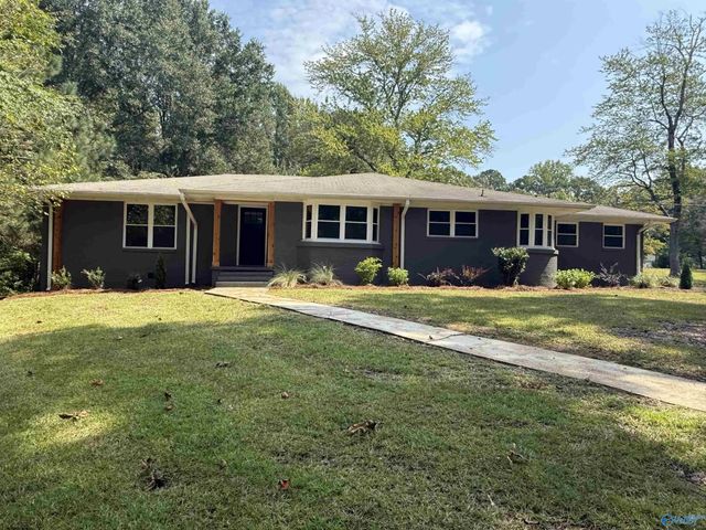 403 Lakewood Drive, Rainbow City