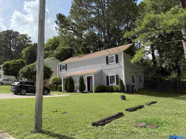 2712 Clayton Drive, Huntsville