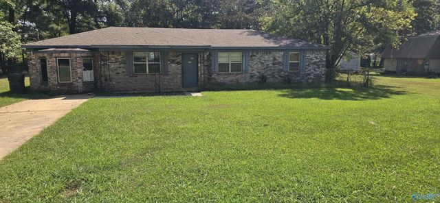 705 Hancock Drive, Scottsboro