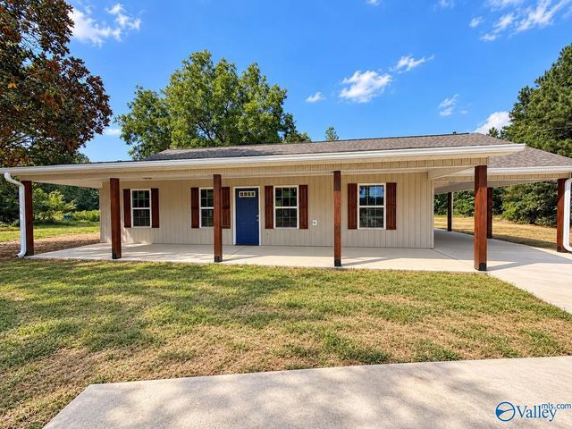 515 County Road 65, Centre