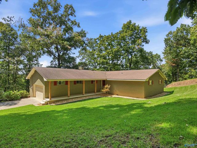 334 Echo Lane, Killen
