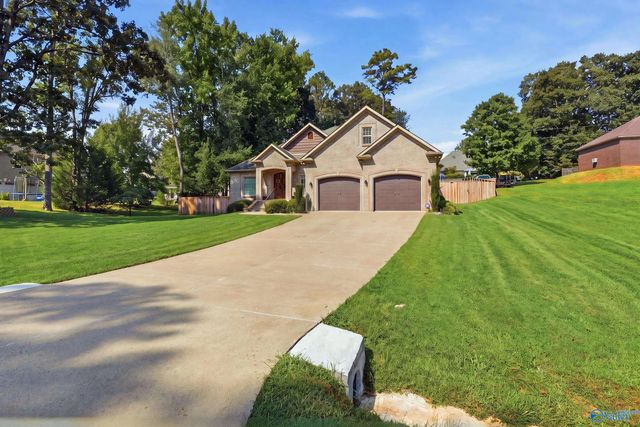 286 Plantation Circle, Killen