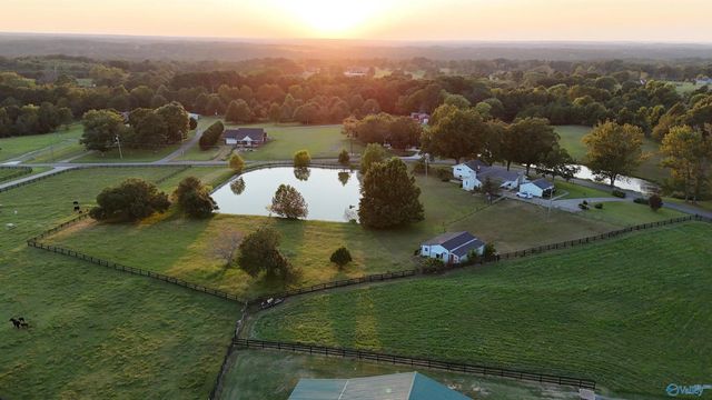 606 Bethel Church Road, Guntersville