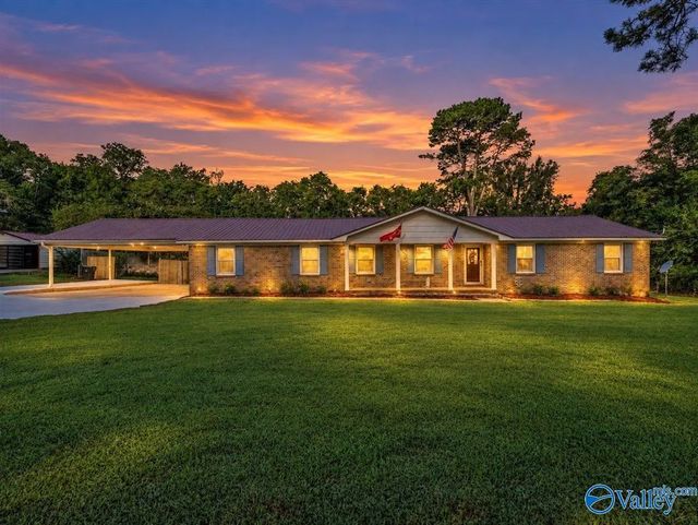 128 Hillside Road, Huntsville