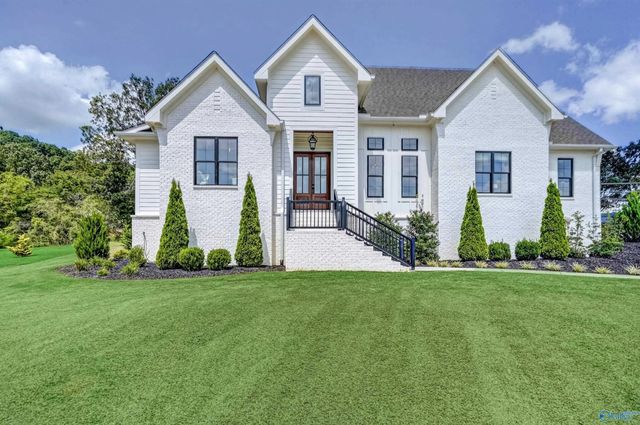 107 Cedar Cove Road, Scottsboro
