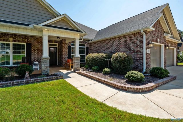 207 Somerdale Lane, Huntsville