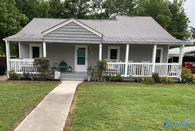 505 Main Street South, Section