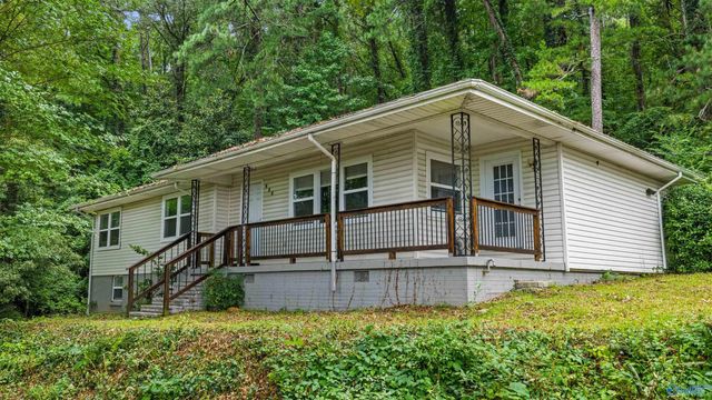 617 Noccalula Road, Gadsden