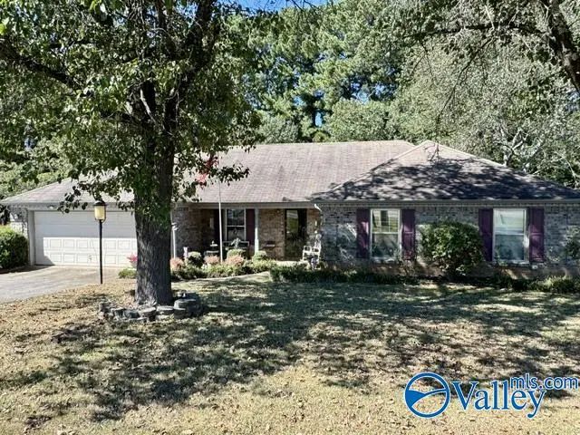 6578 Wall Triana Hwy, Madison