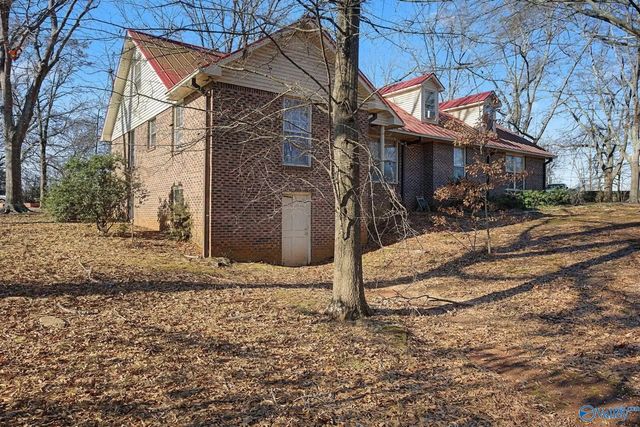 3853 Hwy 157, Danville