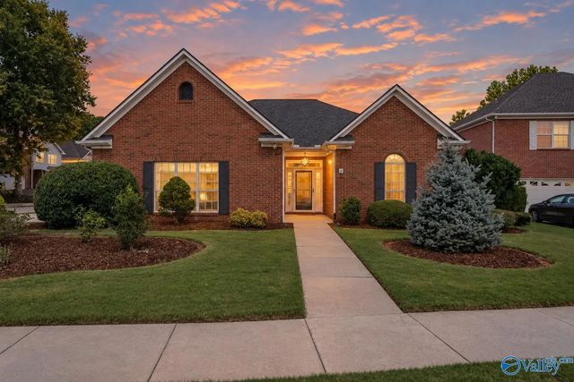106 Lancaster Court, Huntsville