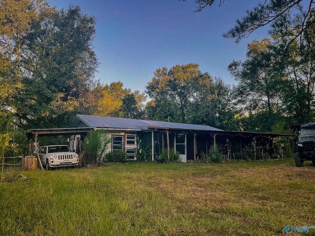 237 Marion Stough Road, Fayette