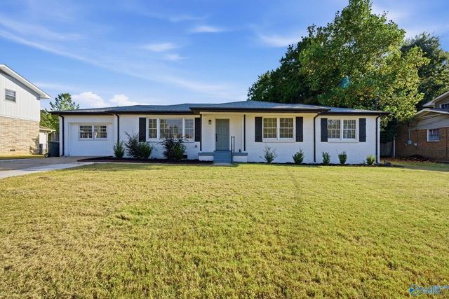 307 Meadowbrook Drive Se, Huntsville