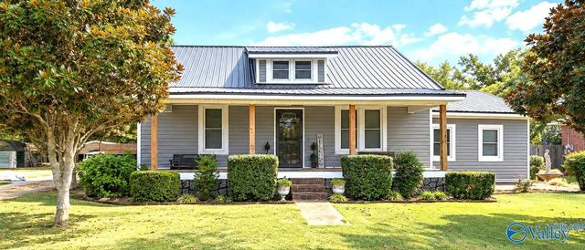 15694 Main Street, Town Creek