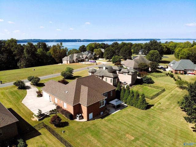 12896 Saint Andrew Drive, Athens