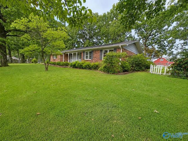 1901 Morningside Drive, Hartselle