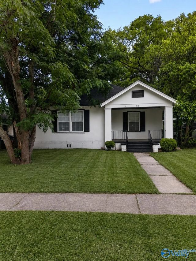 912 Lay Street, Gadsden