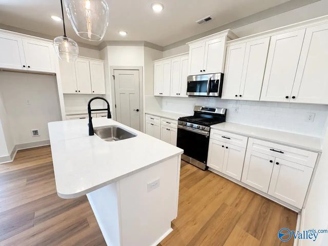 1050 Maplehurst Street, Decatur