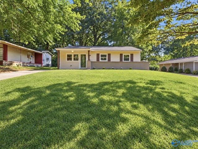 2111 Nw Atkins Drive, Huntsville