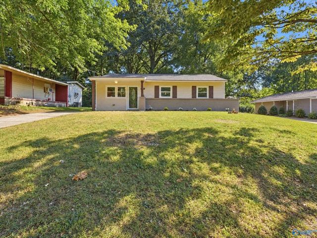 2111 Nw Atkins Drive, Huntsville