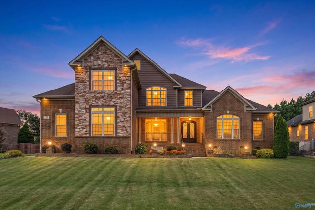 123 Forest Ridge Drive, Huntsville