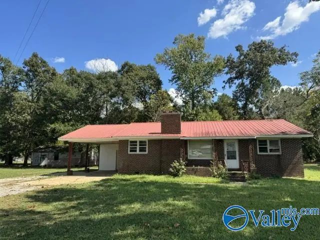 1080 County Road 24, Piedmont