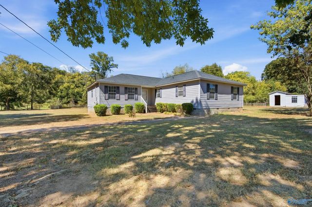 24621 Wagon Trail, Athens