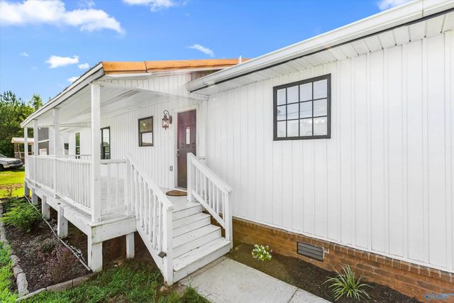 400 Will Raby Road, Toney