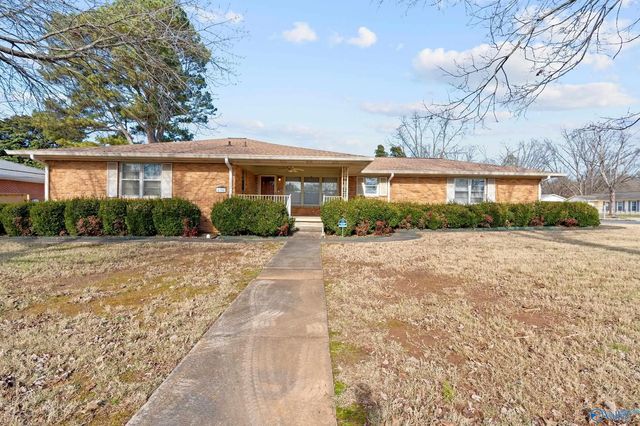 4300 Clayrest Drive, Huntsville