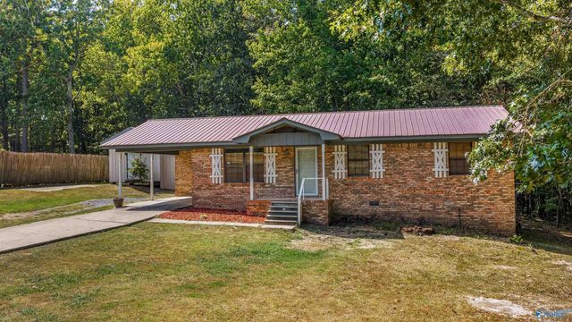 1812 Fruit Farm Road, Fort Payne
