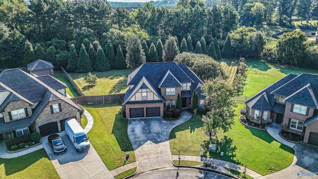 127 Windridge Way, Huntsville