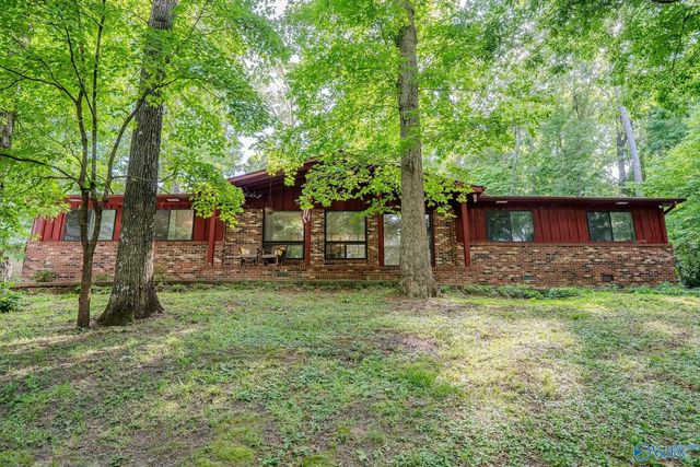 3919 South Chapel Hill Road Sw, Decatur