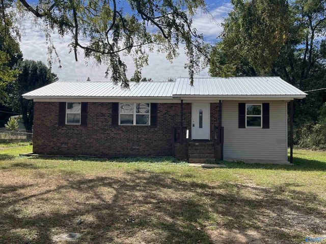 324 School Street, Valley Head