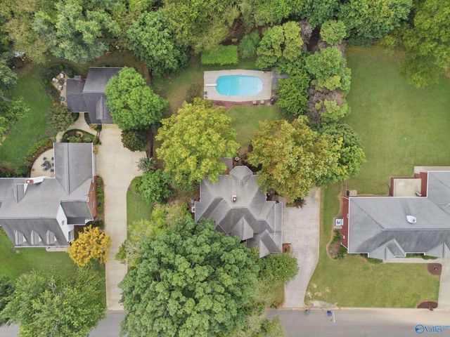 134 Oakhurst Drive, Madison