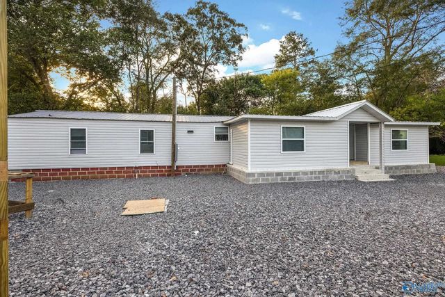 265 Robin Drive, Albertville