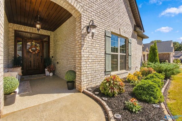 209 Somerdale Lane, Huntsville