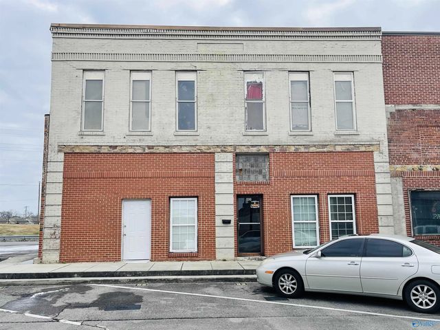 113 North Main Street, Boaz