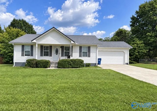 1304 Rubrum Lane, Albertville