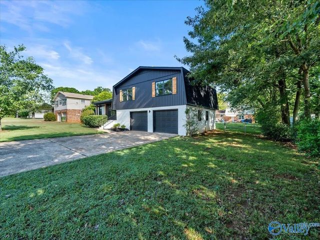 1003 Willow Cove Circle Se, Huntsville